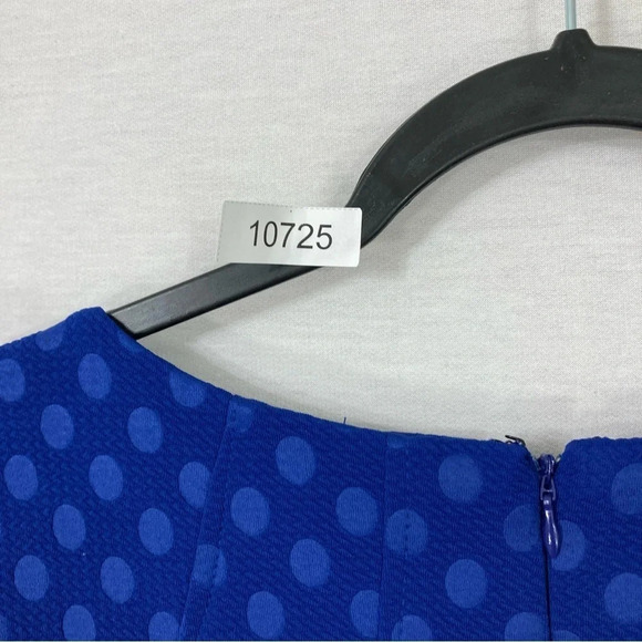 New Avenue Blue Polka Dot Round Neck Short Sleeve Stretch Dress size 22/24 - Picture 11 of 11